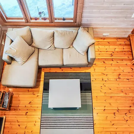 펜션 Kotimaeki By Interhome 하민리나